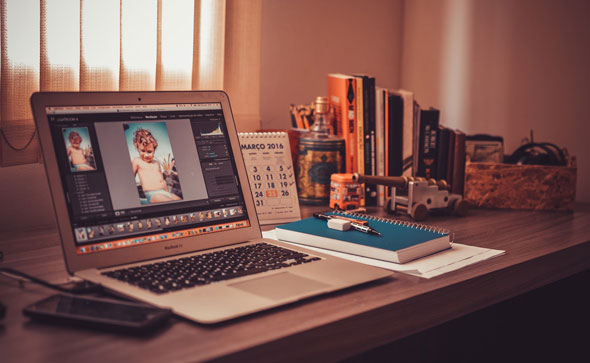 Zu glauben, man könne die berufliche Weiterentwicklung nur dann erreichen, wenn man sich ausschließlich auf Vorkenntnisse verlässt, ist eine Sackgasse. Ich begann, Versuchsprojekte auf Deutsch durchzuführen. Image